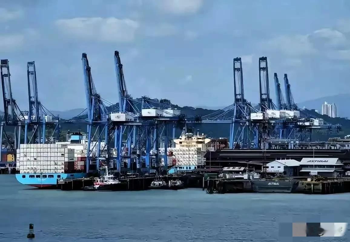 2月4日，长和集团正式发布公告：针对巴拿马最高法院裁定旗下子公司运营巴拿马运河两