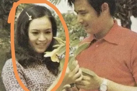 侯佩岑翻红最高兴的肯定是林月云不是女儿终于红了，而是她没实现的愿望，女儿都实