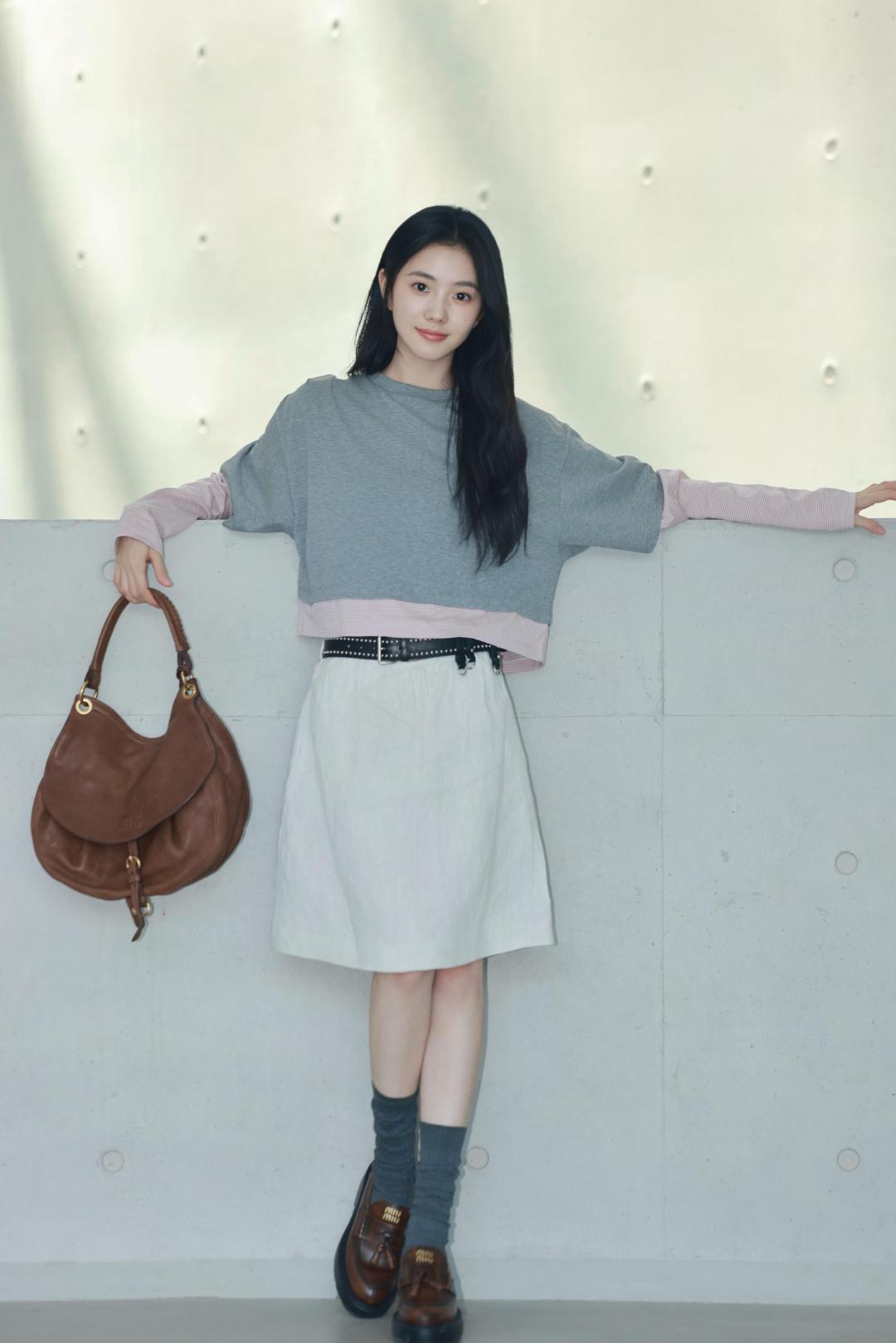 好舒服，能让心瞬间平静下来的一组图#miumiu品牌大使刘浩存#​
