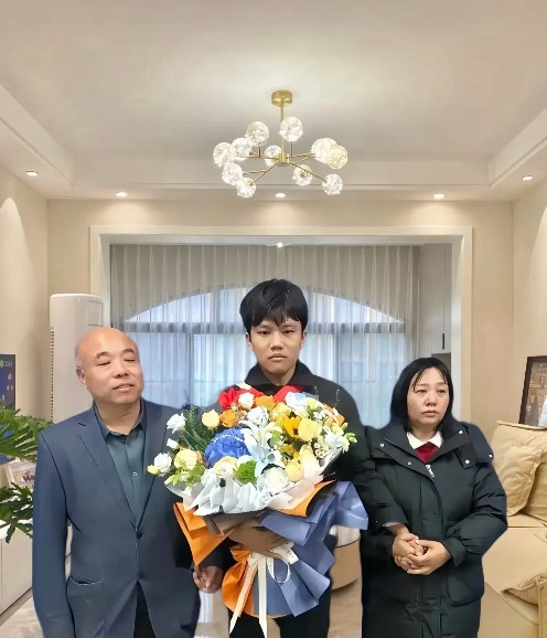 都说明星能直播带货，寻亲圈为什么不能带货，因为人家明星有颜值有身材，能唱能跳