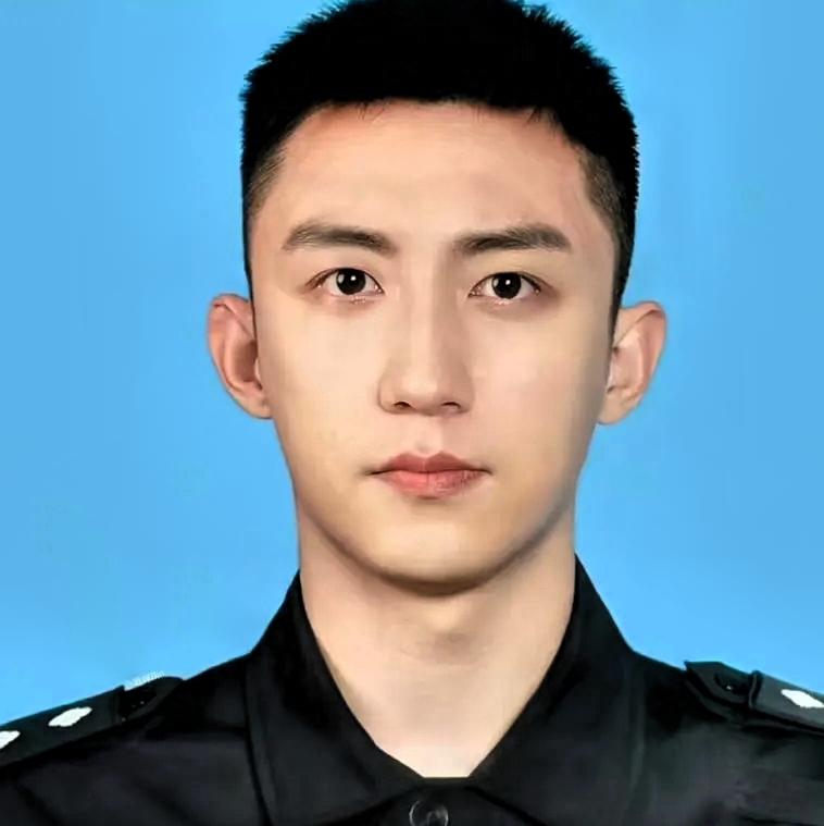 黄景瑜300万一张的太空船票，大家只注意到了票价贵，却没注意到，这太空一去一