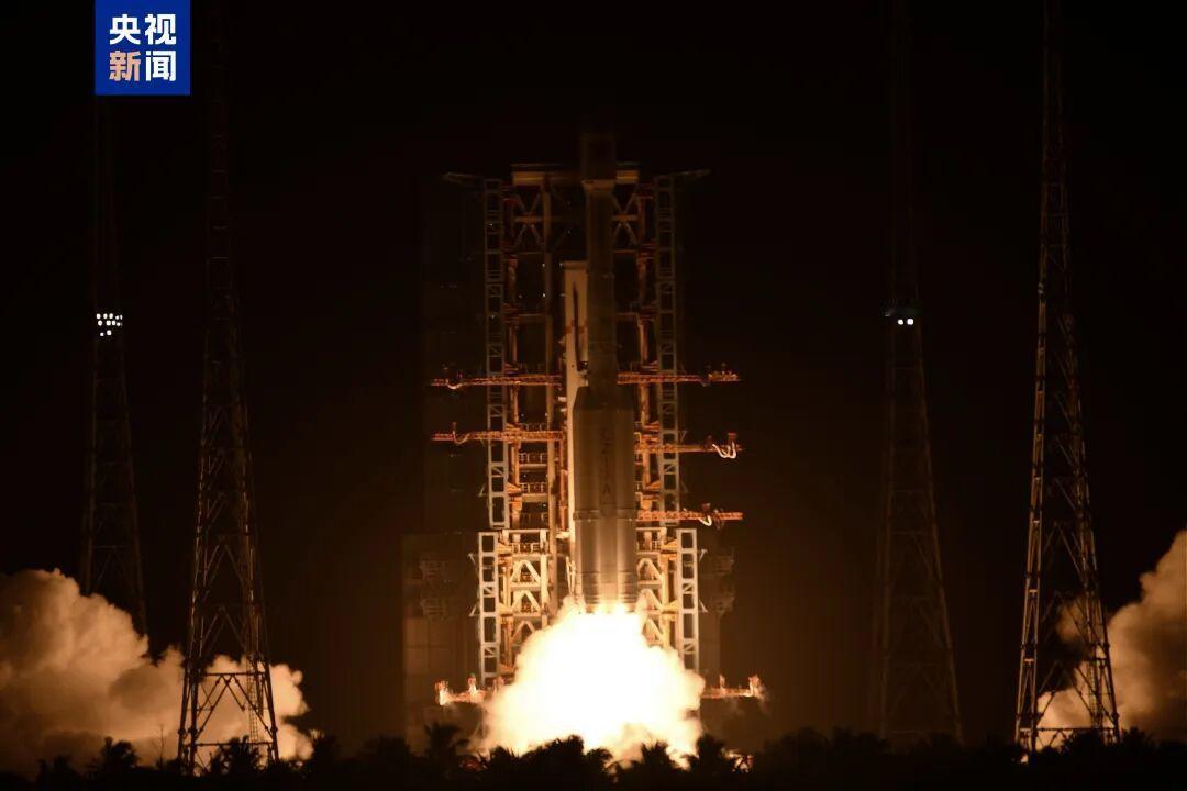 天链三号01星已成功进入预定轨道，主要为飞船、空间站和中低轨资源卫星提供数据中继