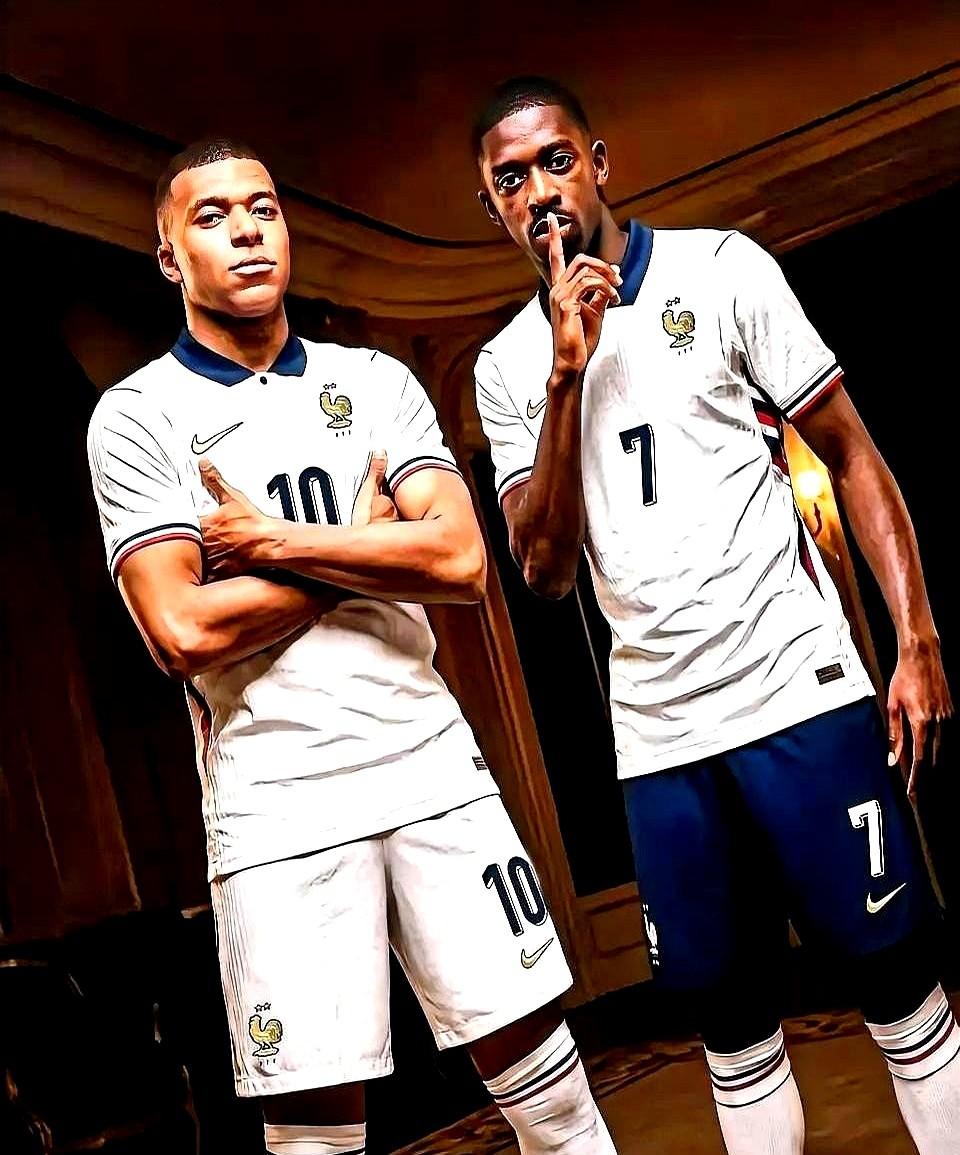 法国队纸面无敌，凭啥夺冠预测排西班牙后面？29岁的登贝莱刚拿了2025年金球