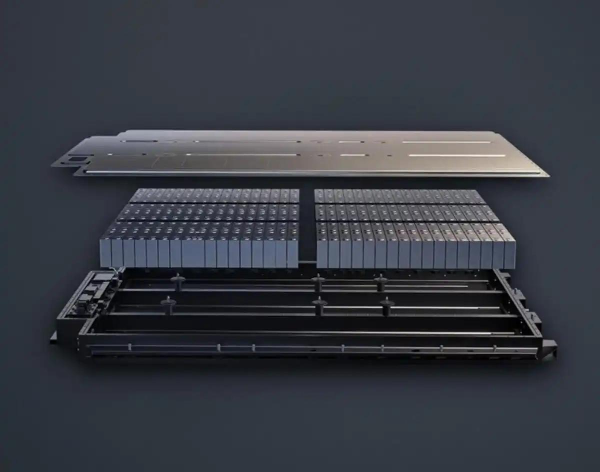 如果你想买新能源车，我建议你再等等，因为中国专家已经攻克了固态电池的痛点。现