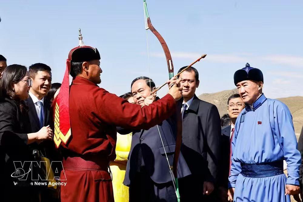 陈青敏结束对蒙古国的访问，以后越南的海鲜可以直达乌兰巴托！这次是越南国会一把