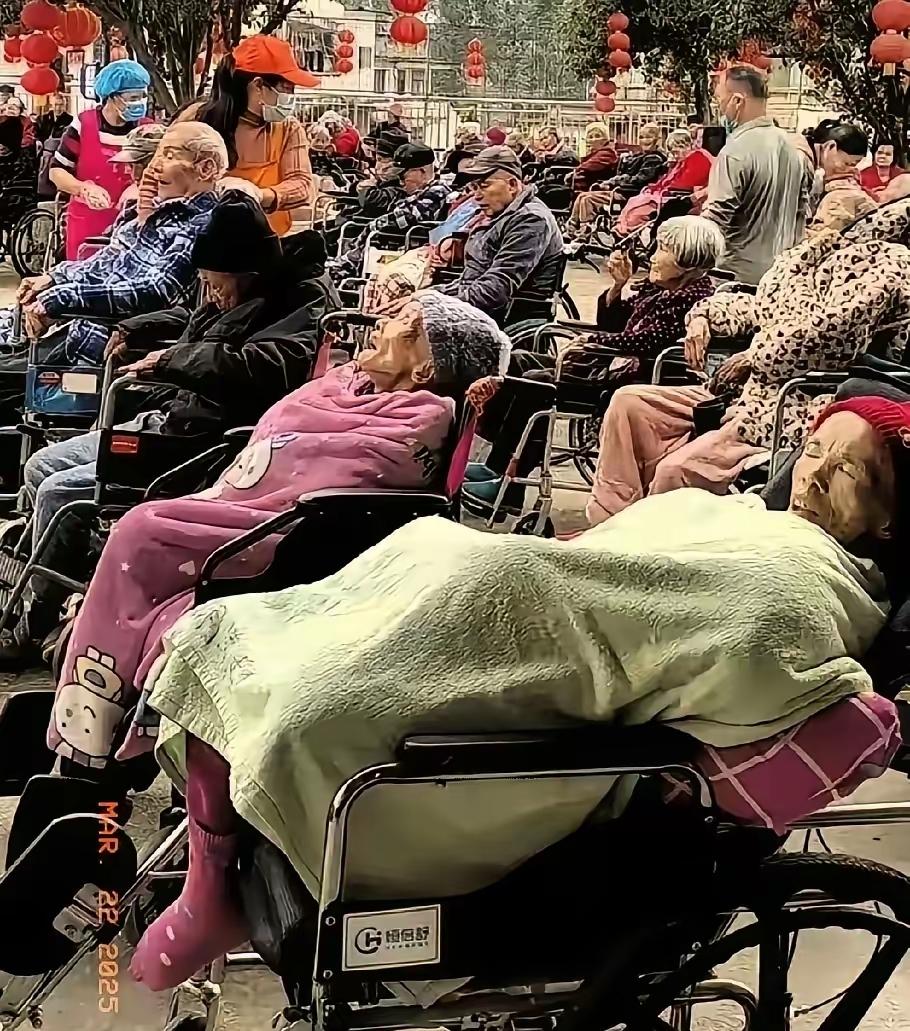 别老想着退休后如何如何，等你真退休了，就七老八十了，也许晚年生活并没有你想的那么