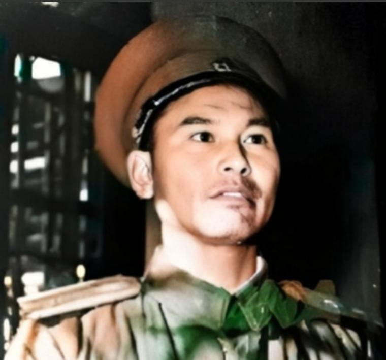 1957年，解放军副师长驾驶小船跑到台湾，毛主席大怒，立即叫来罗瑞卿处理这件事