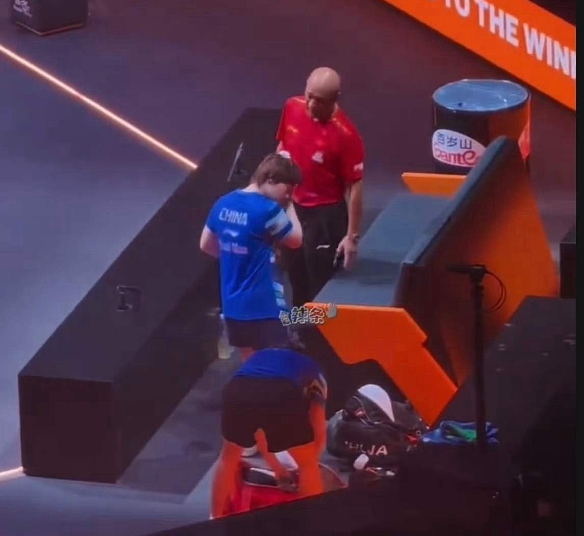 蒯曼和林诗栋1-3输给韩国组合肖战指导罕见激动了！就在刚刚，蒯曼和林诗栋在先赢一