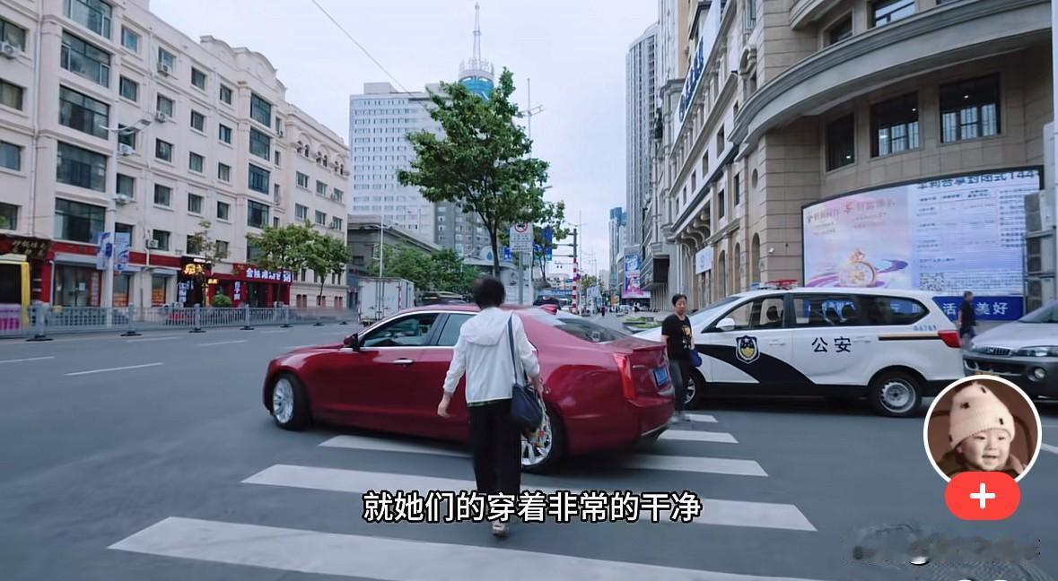 哈尔滨人的审美：1、我去过哈尔滨好多次，印象最深的哈尔滨秋林公司红肠，大列巴、