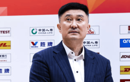 杜锋: 青岛在刘维伟加入后, 上赛季很遗憾差一点进入总决赛