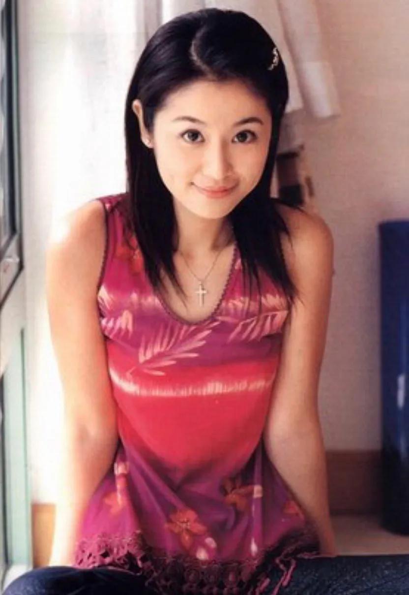 林心如分享的生育经历，道出了许多女性在生育过程中可能面临的困境。剖腹产带来的后遗