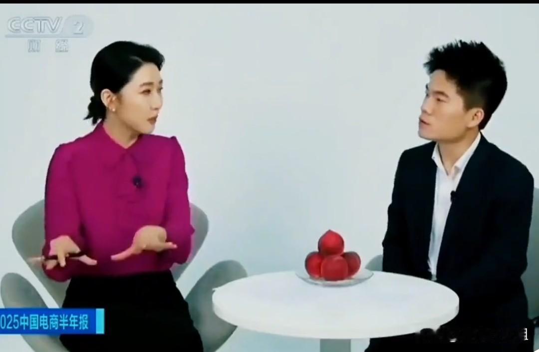 在所有电商主播备战618的关键节点，央妈力挺以双语直播带货和独特的文化输出风格而