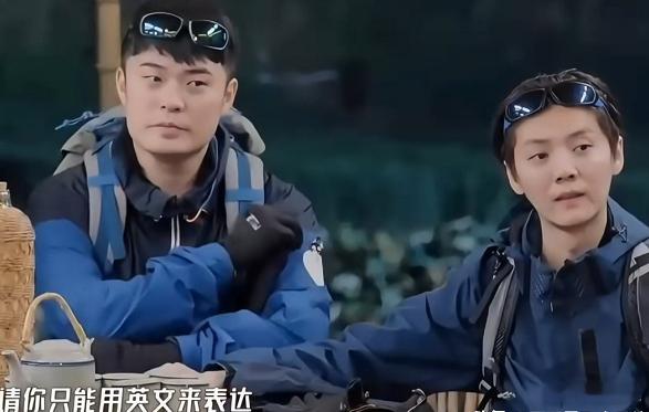还是比较喜欢看以前的《五哈》，那时候就这几人都是搞笑担当。就好像曾经的跑男，也