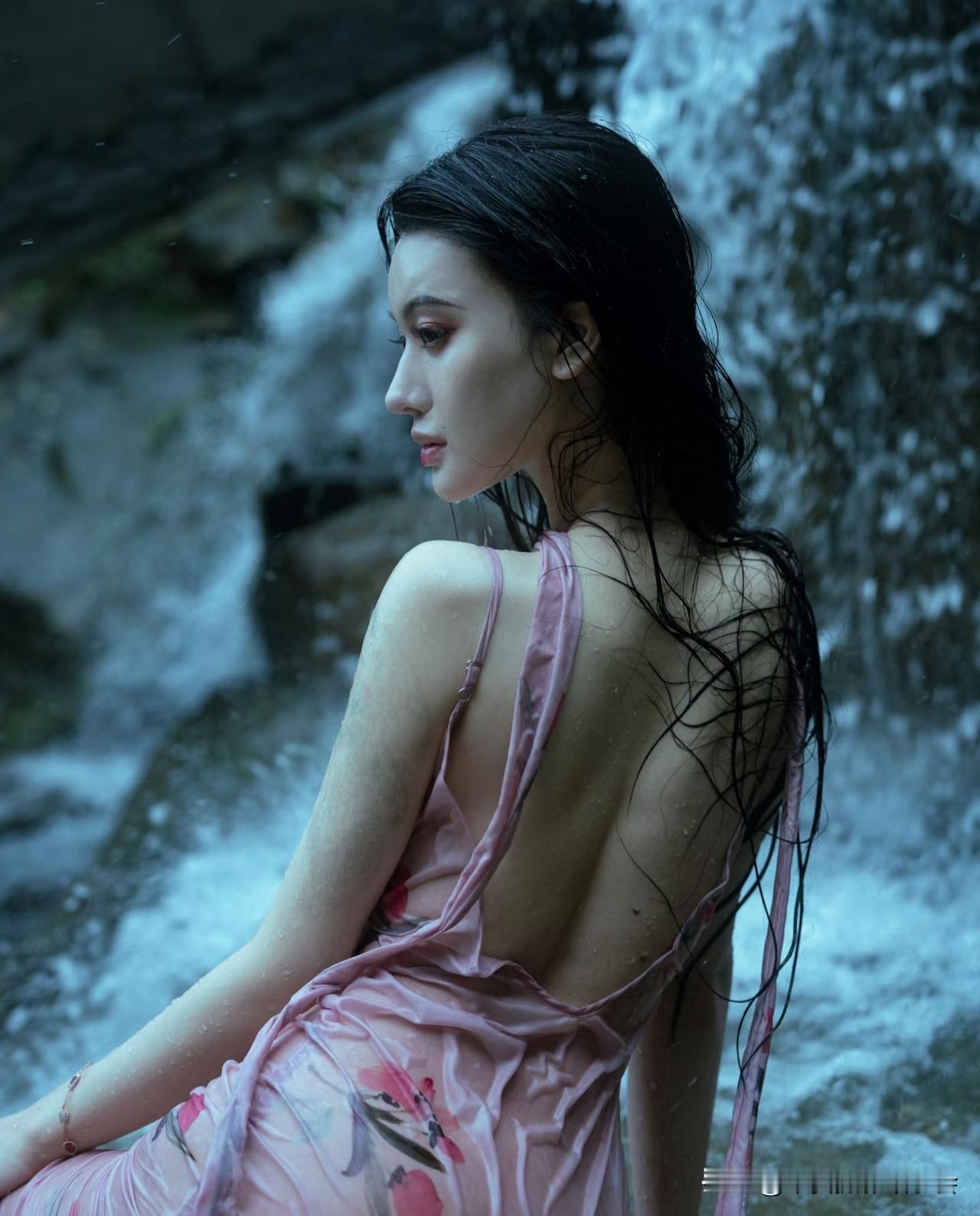 溪畔写真摄影湿身摄影写真照黄昏海畔写真夕阳海畔写真田园溪畔写真碎花