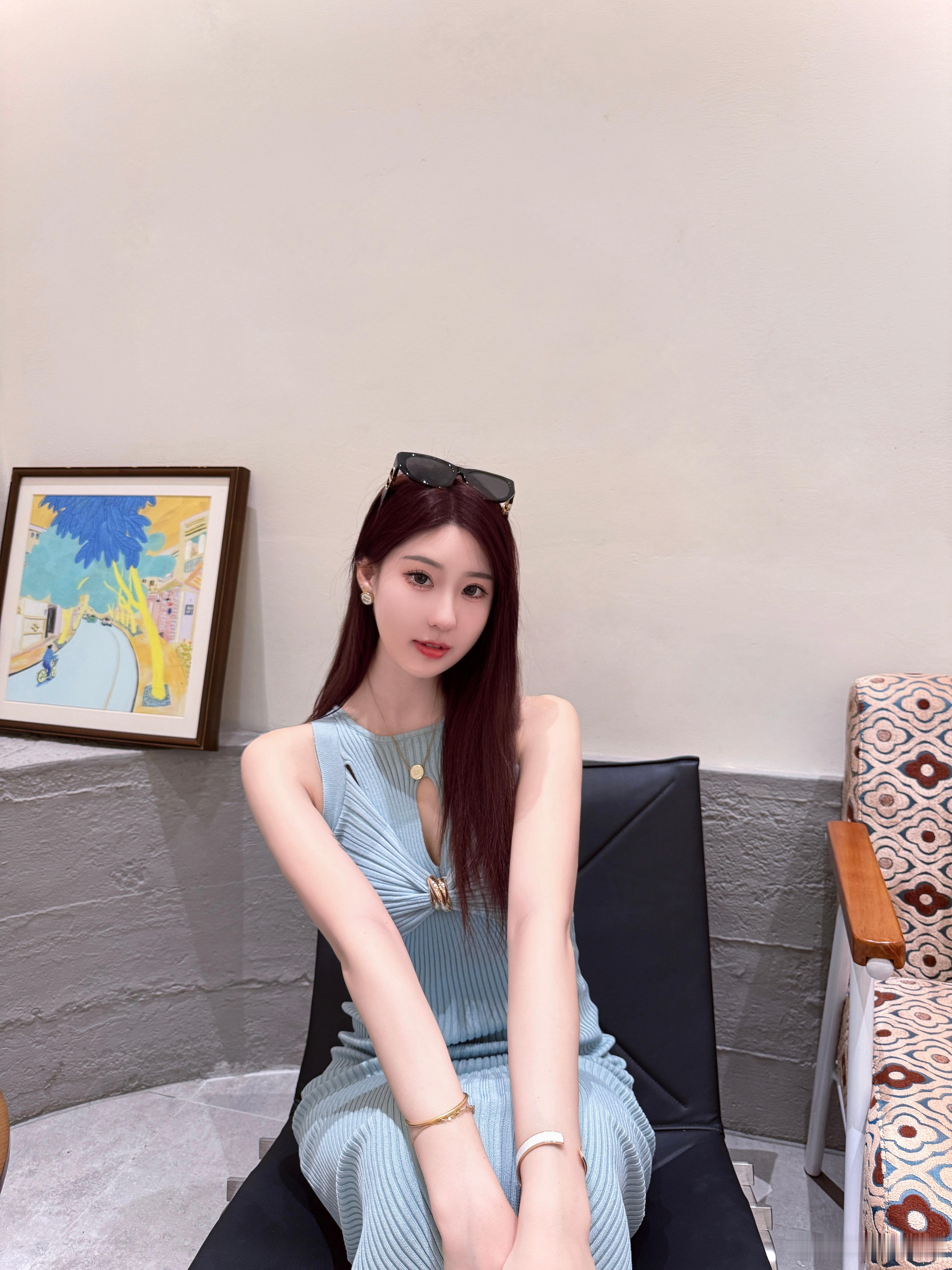 🥯☕️“想要拥有好心情最好的办法：“多看美女”御姐​​​