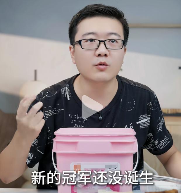 为什么松岛辉空超越王楚钦，成为世界第一，大概率只有一周的时间？莱维给我们算了一