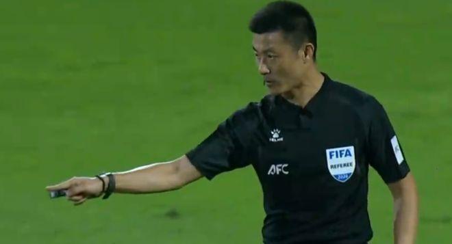 澳大利亚球员禁区倒地，韩国后卫手球，傅明点球改判，这场U23亚洲杯八分之一决赛的