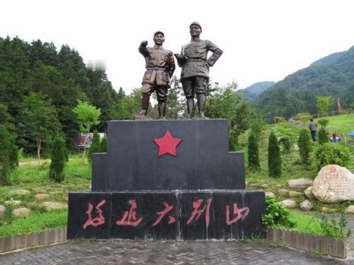 我们不吹不黑、客观说实话：挺进大别山的战略意义极大，但刘邓大军在大别山的日子，确