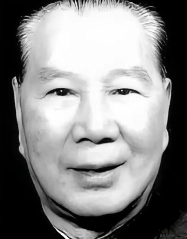 “打仗靠老百姓，现在让工人自己找出路，我不同意！”就这句话，一个白发苍苍的老将军