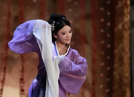 公元前93年，夜静更深，刘丹（汉景帝孙）像往常一样去姐姐闺房安歇，却突然被人狠地