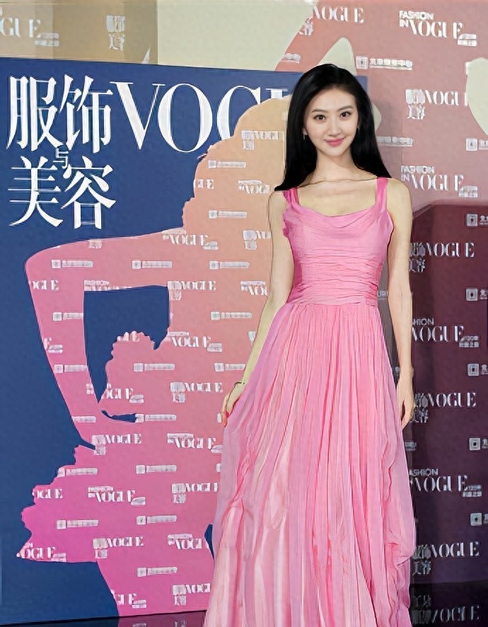 景甜早期像一朵鲜嫩的郁金香