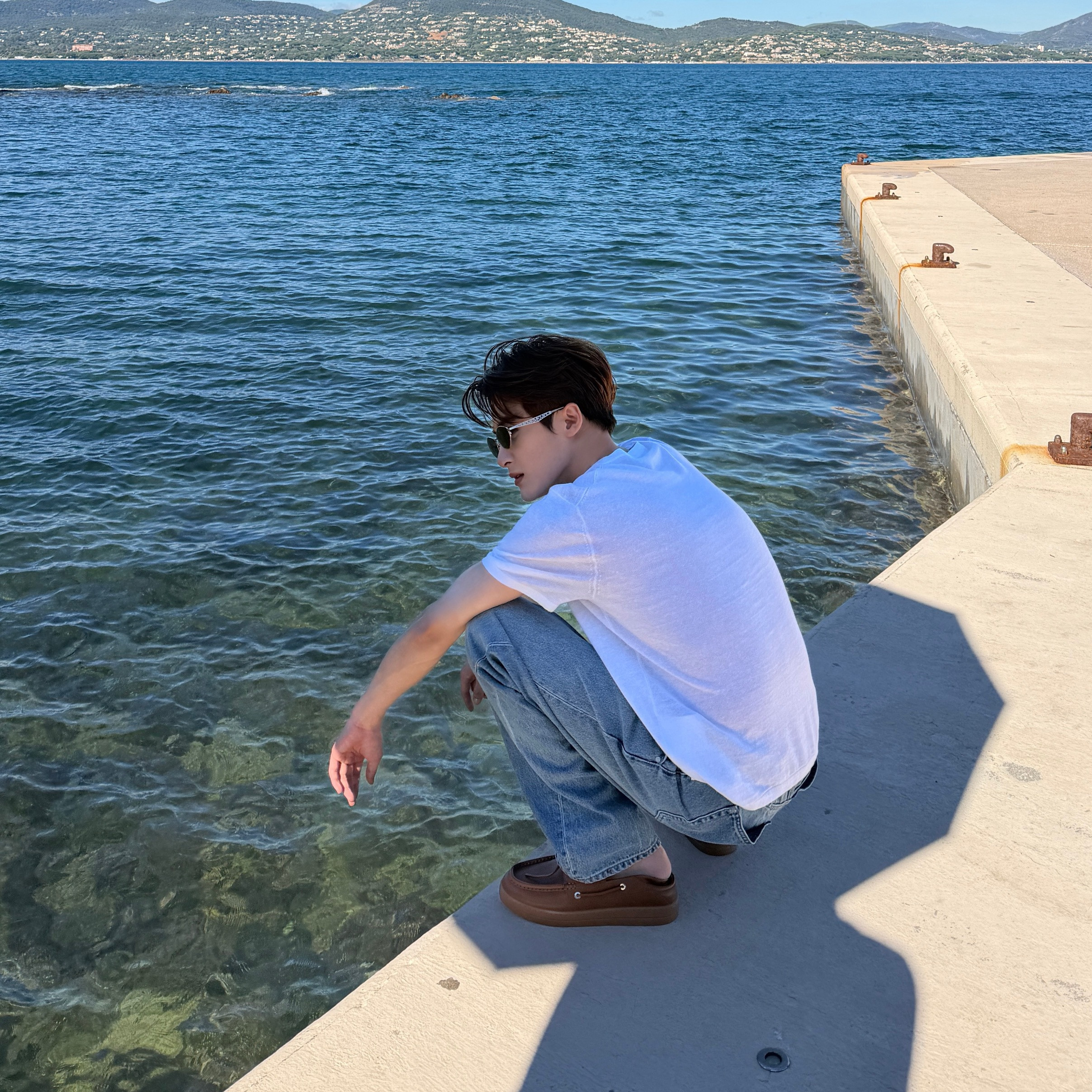 想踹一脚（bushi