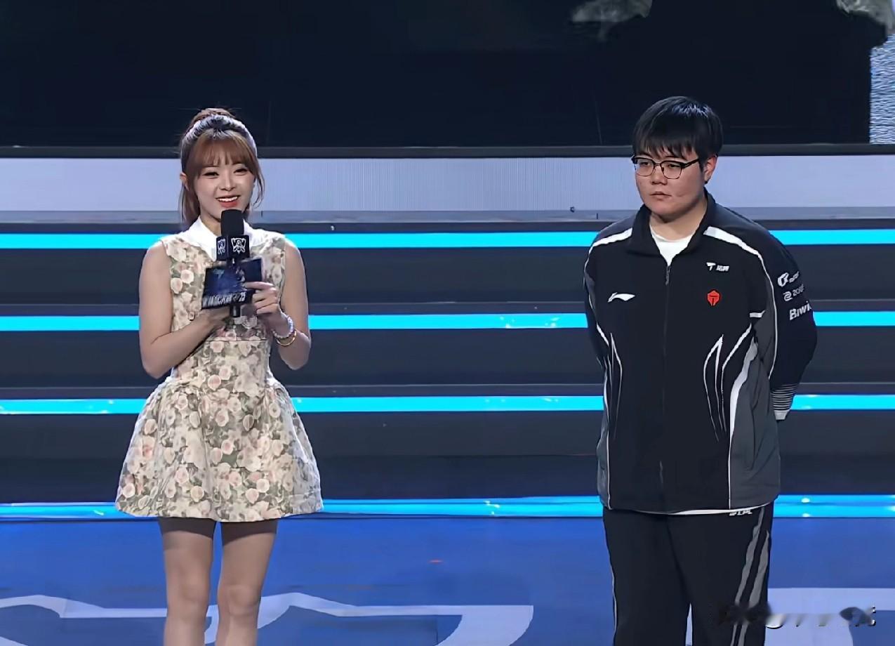 TES已经2-0，已经是陀螺2.0版了现在能抽陀螺的战队还没有出现哥哥这两