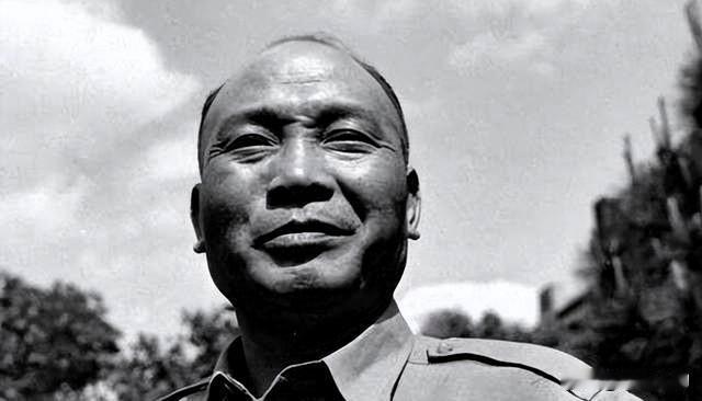 1940年，八路军第四纵队十七团团长刘子仁，裹挟部下2000余人集体叛逃，投靠国