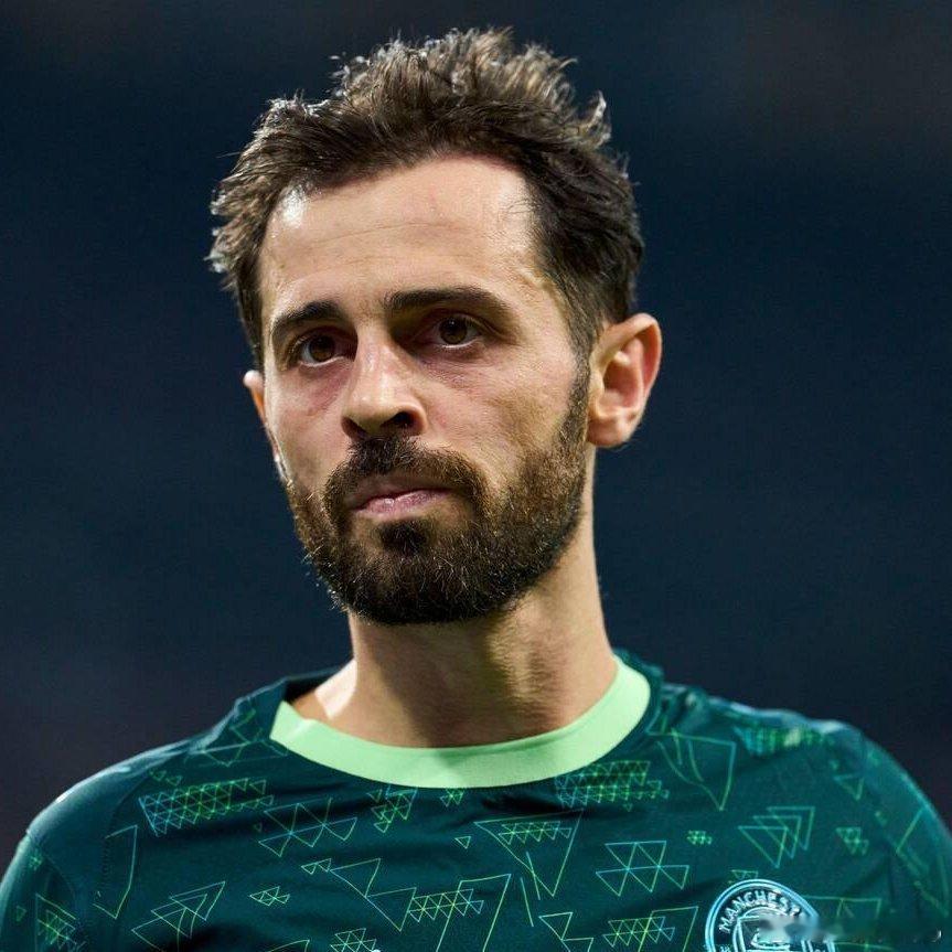 全尤文：科莫利曾在去年11月和今年1月两次接触了贝尔纳多·席尔瓦，尤文图斯将持续