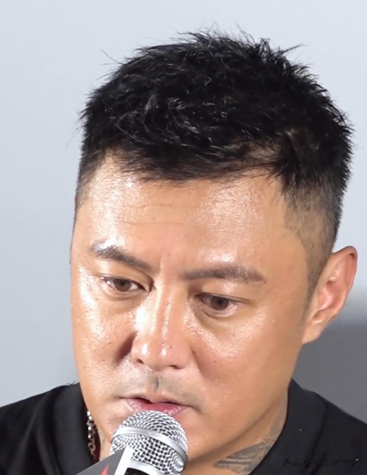 余文乐离婚，我不意外，余文乐和前妻聚餐，我不意外，但唯独有一点让我想不到，那