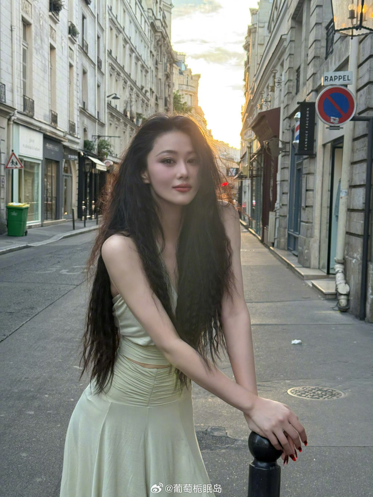 张馨予大美人，她吃的晚餐好清淡啊张馨予在圈内也是比较出众的女明星，她为了保持体重