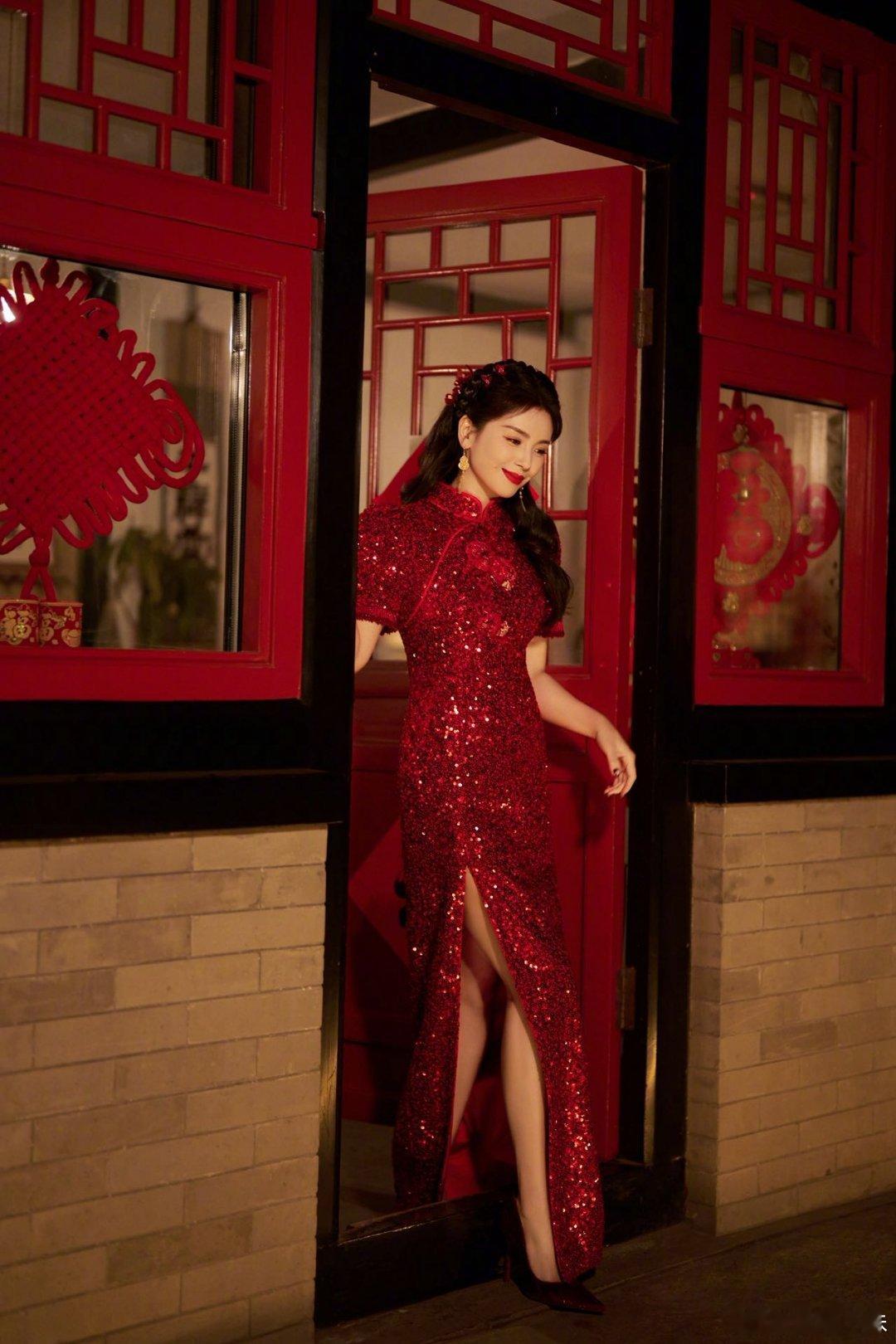 哇塞！2026央视马年春晚马上来咯，刘涛小姐姐要穿着MESSENTIAL特别定