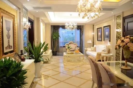 家庭的温度，决定人生的高度一个家庭的福气，不在钱财多少，而在相处的温度。