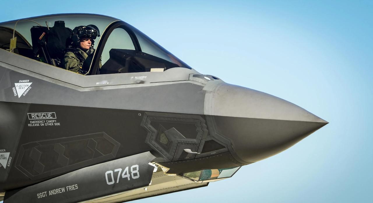 美媒报道称，美军没有雷达的F-35可能比预想的还要多，也就是不止2025年的第1