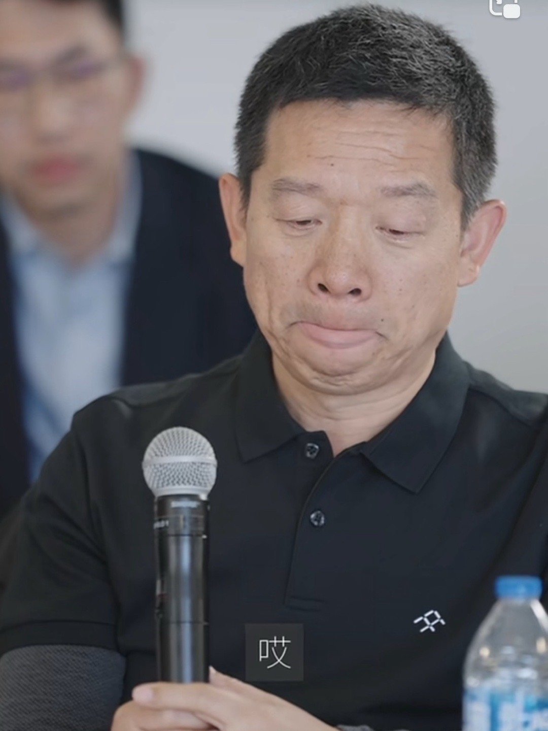 你维护大熊蒜苗我能理解，因为这几个也有些年份了，但是你去维护一个让你供奉包装盒的