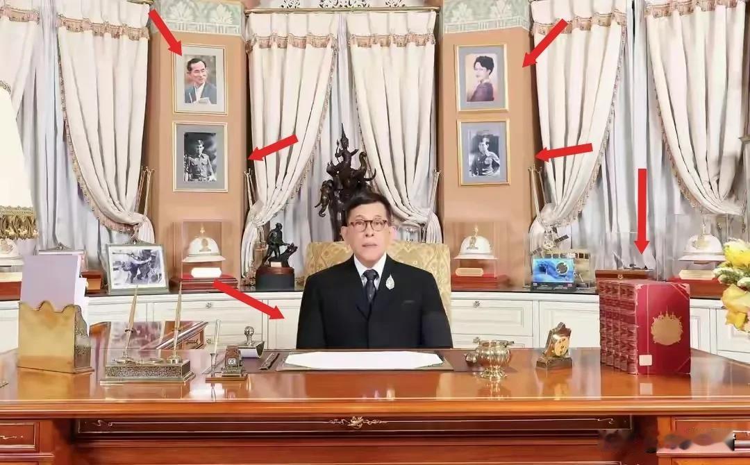 干万别大惊小怪！这是玛哈2016年继位以来第11次新年致辞，真不是啥“罕见场面”