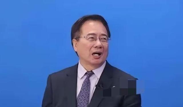 国民党前副秘书长蔡正元曾在节目中抛出三个观点：一、很少台湾人相信大陆会统一台湾，