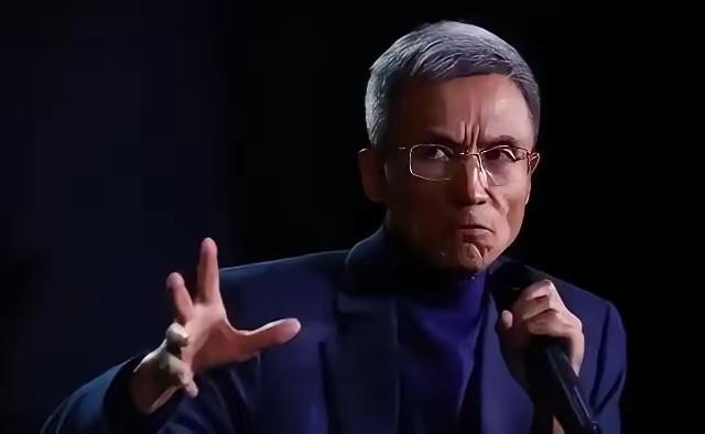 这些个专家教授，说好听点，是接受了西方经济学的教育；已经到了跪拜的从程度了。