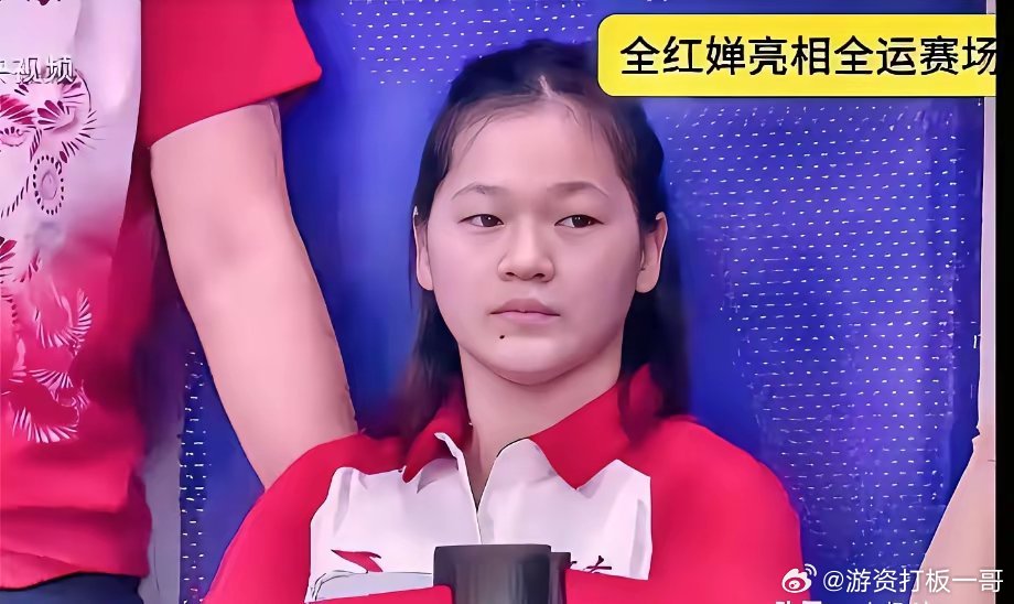 疑似白百何更新朋友圈全红婵变了。不是胖了，是沉了。以前跳水像风，现在像石头——砸