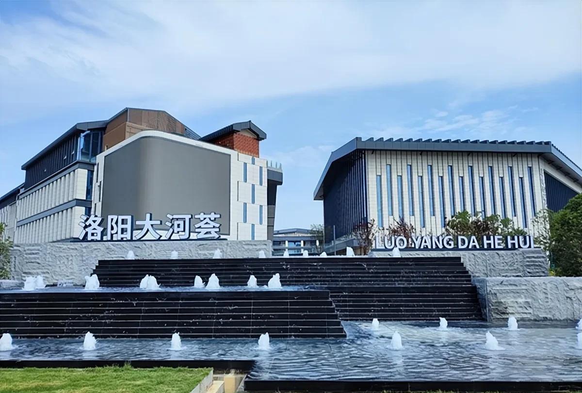洛阳大河荟商业布局的一大败笔。不知道当初参与创建设计大河荟是什么样的目的，把大