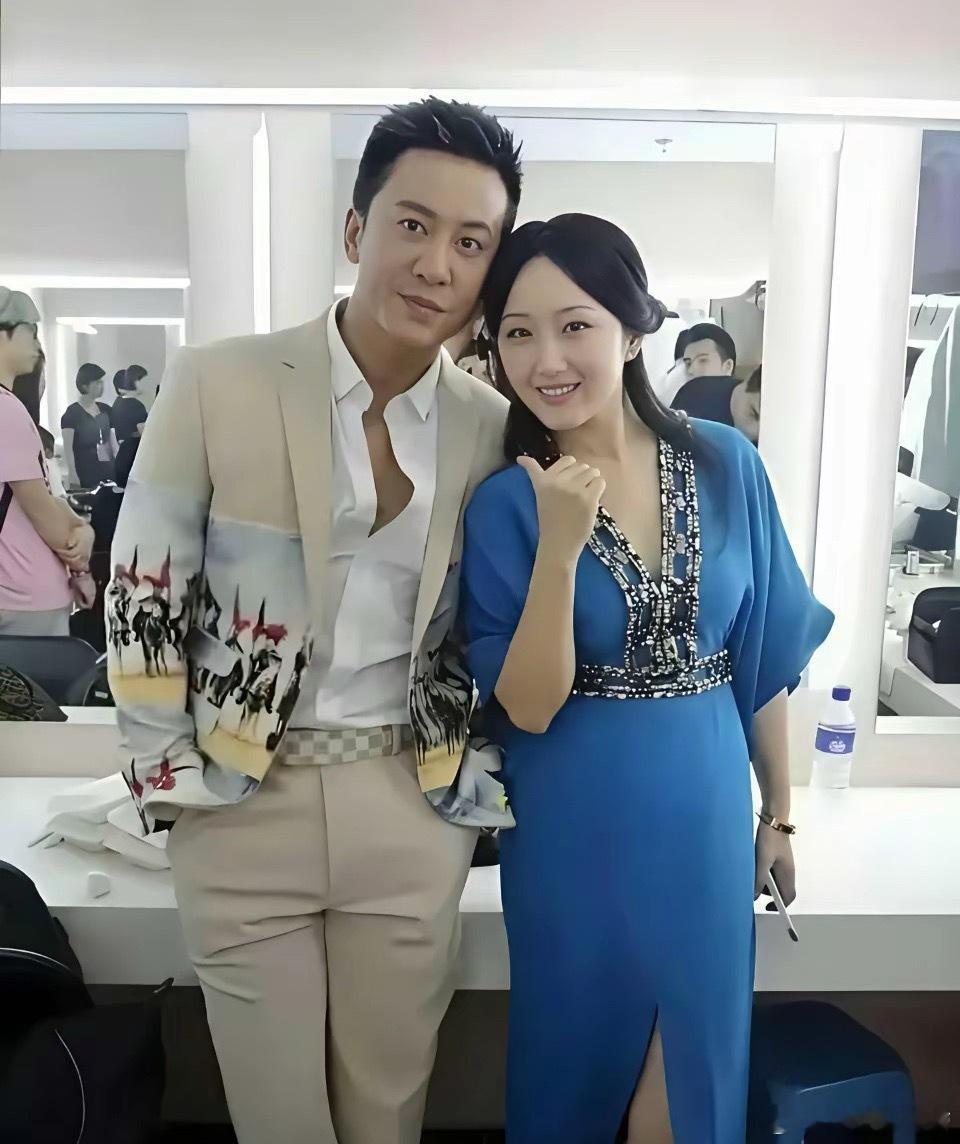 曾经的金童玉女，毛宁、杨钰莹唉！岁月的蹉跎，而今，已是物是人非