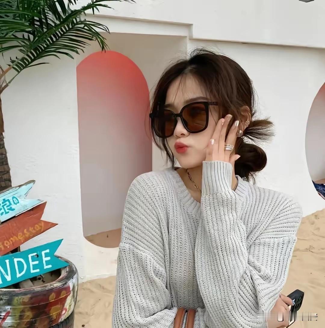 高认知，有什么表现？第一：热闹不看，便宜不占。天上不会掉馅饼，只会是