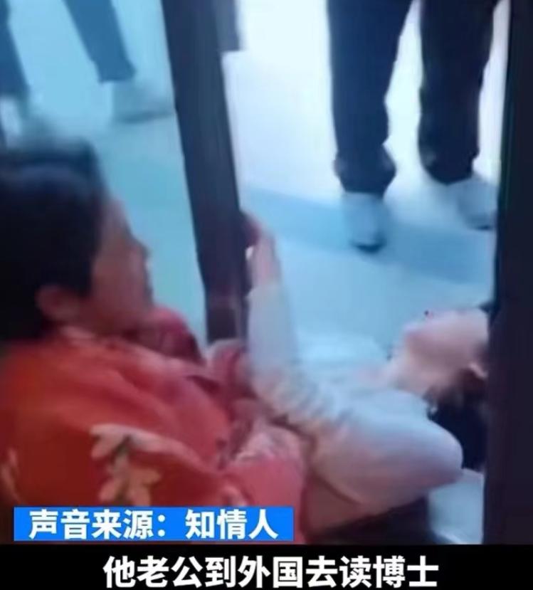 有钱了不起吗？2023年，江苏淮安，一婆婆将哺乳期的儿媳妇压在地上，撕扯她的衣服