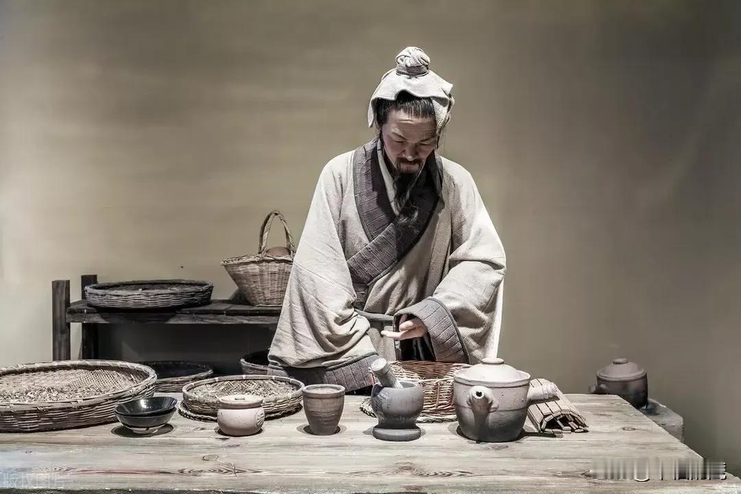 思想自由，兼容并包，这是北京大学最辉煌的历史。人文科学是研究文明的科学，是反思