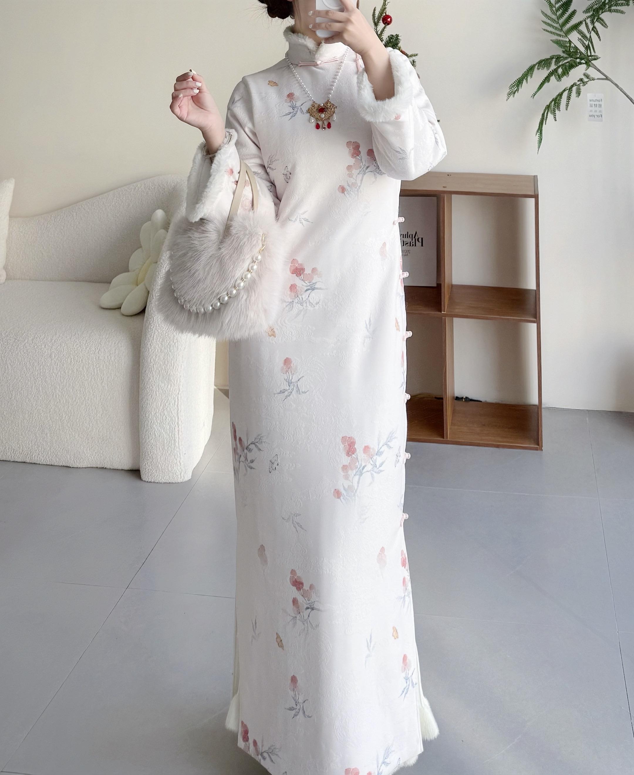 粉色还是杏色？