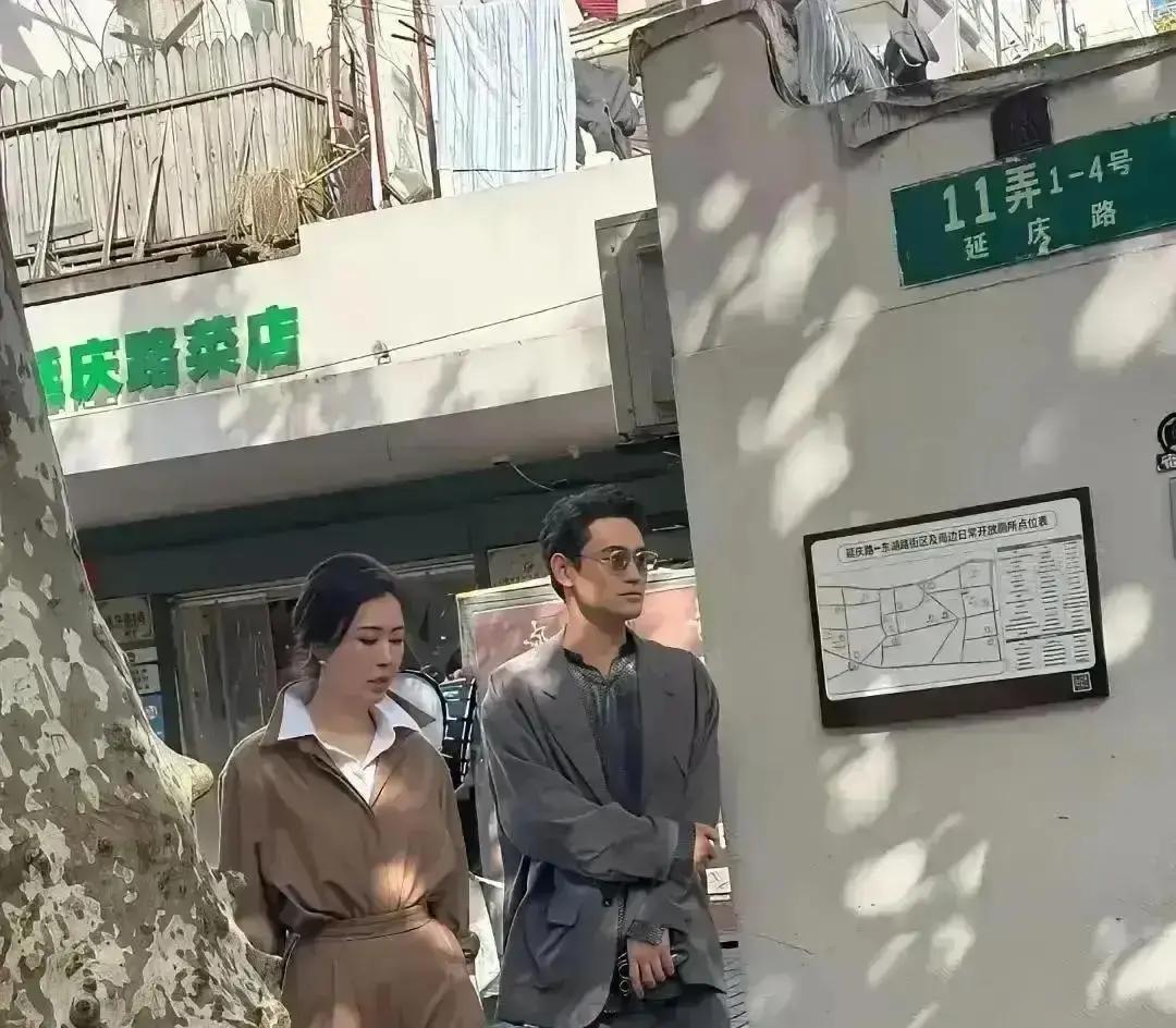 72岁王石被传离婚？真相扎心了刚刷到消息时我也一愣，毕竟王石和田朴珺这对年