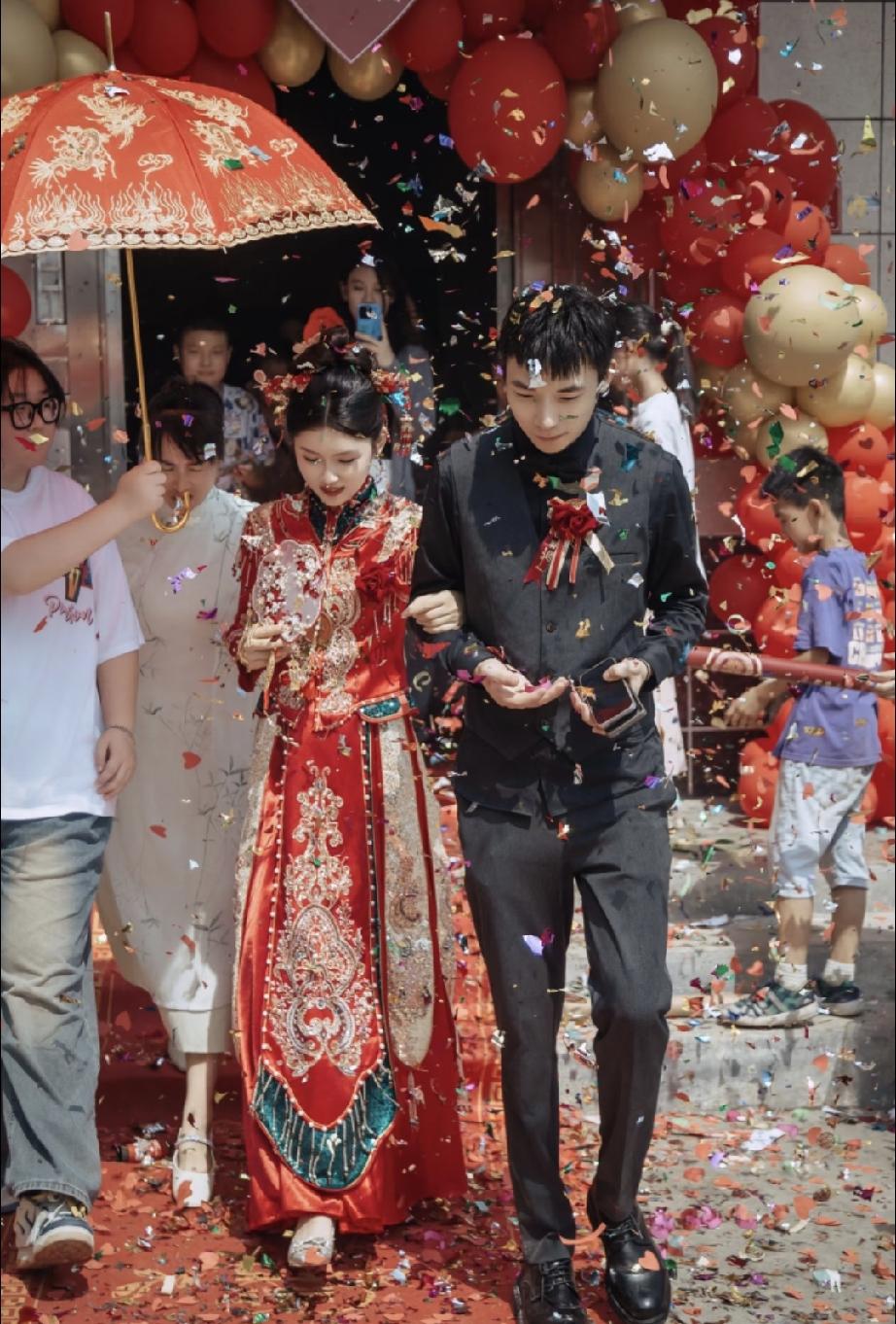 同事女儿要出嫁了，同事却一点也高兴不起来，她说，自从女儿大学毕业，考上事业编，工