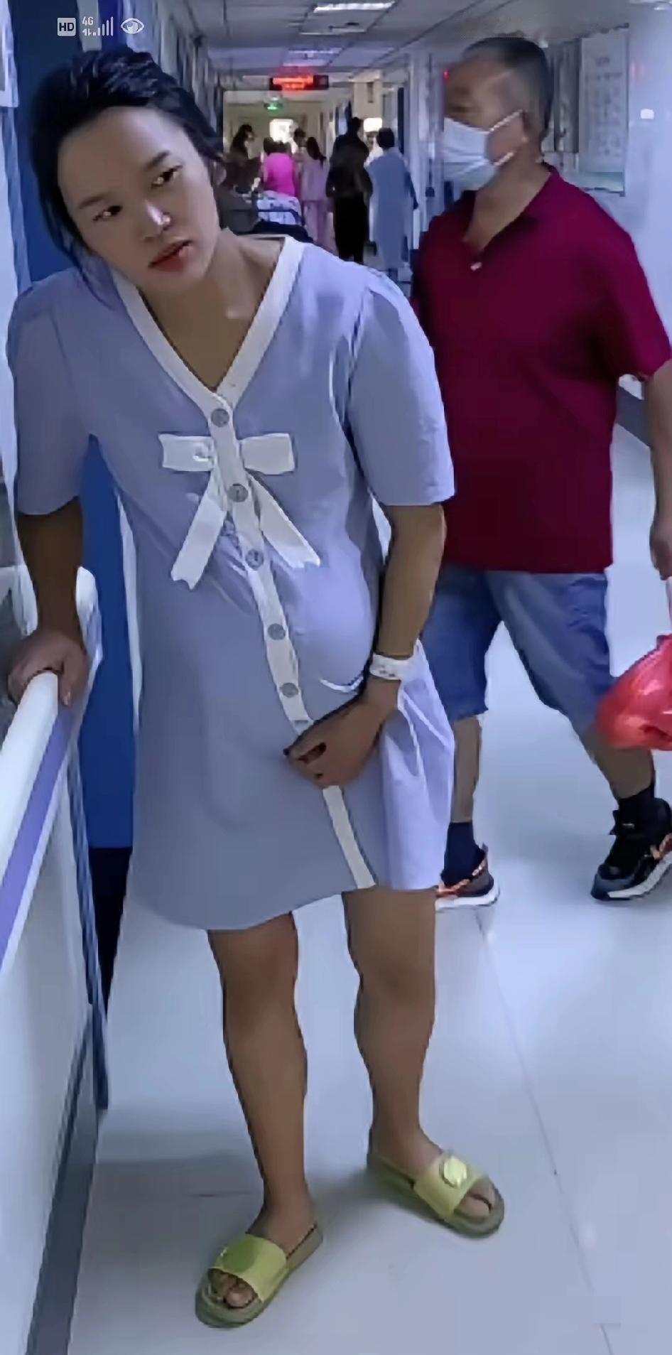 寒心，一报还一报，女孩怀孕两个月后，男方把彩礼26万，降到8万，女孩说：不给26