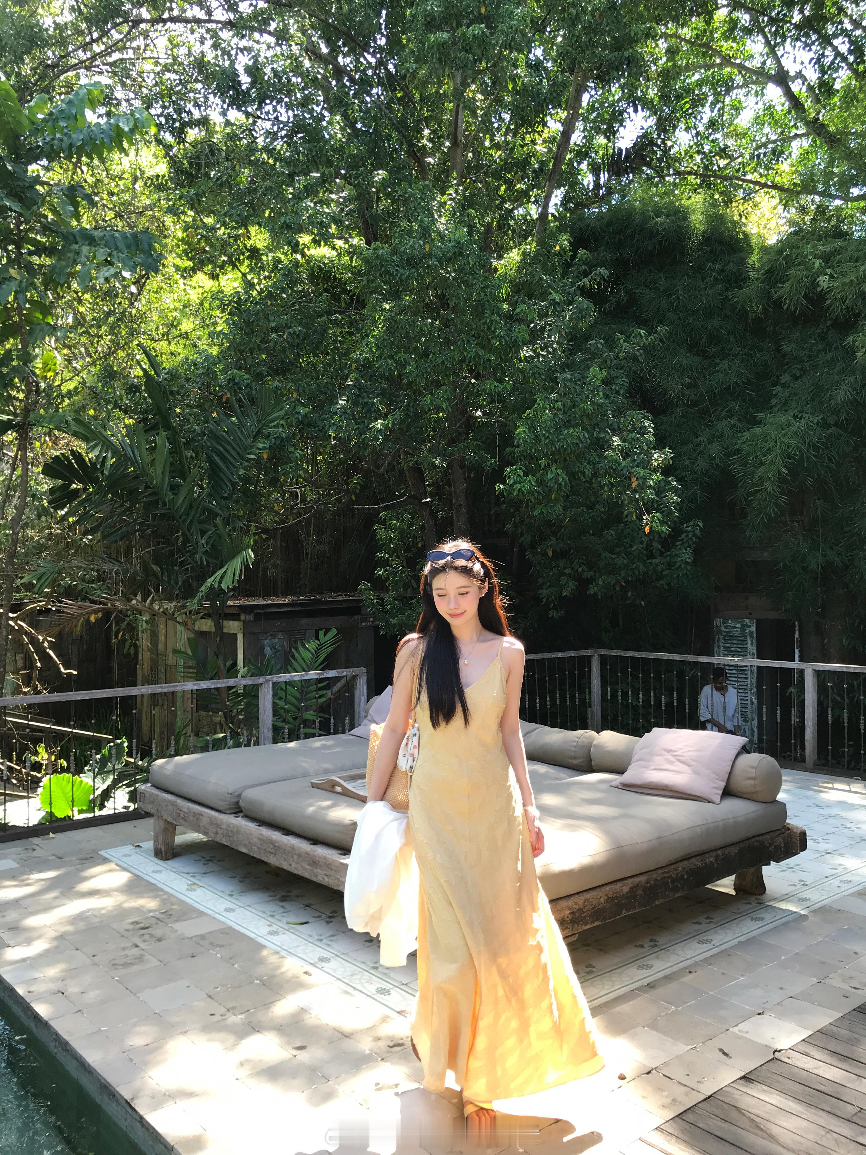 一款定制面料私服版连衣裙💛揪个小仙女song🧚‍♀️面料细节超级好看！是定做