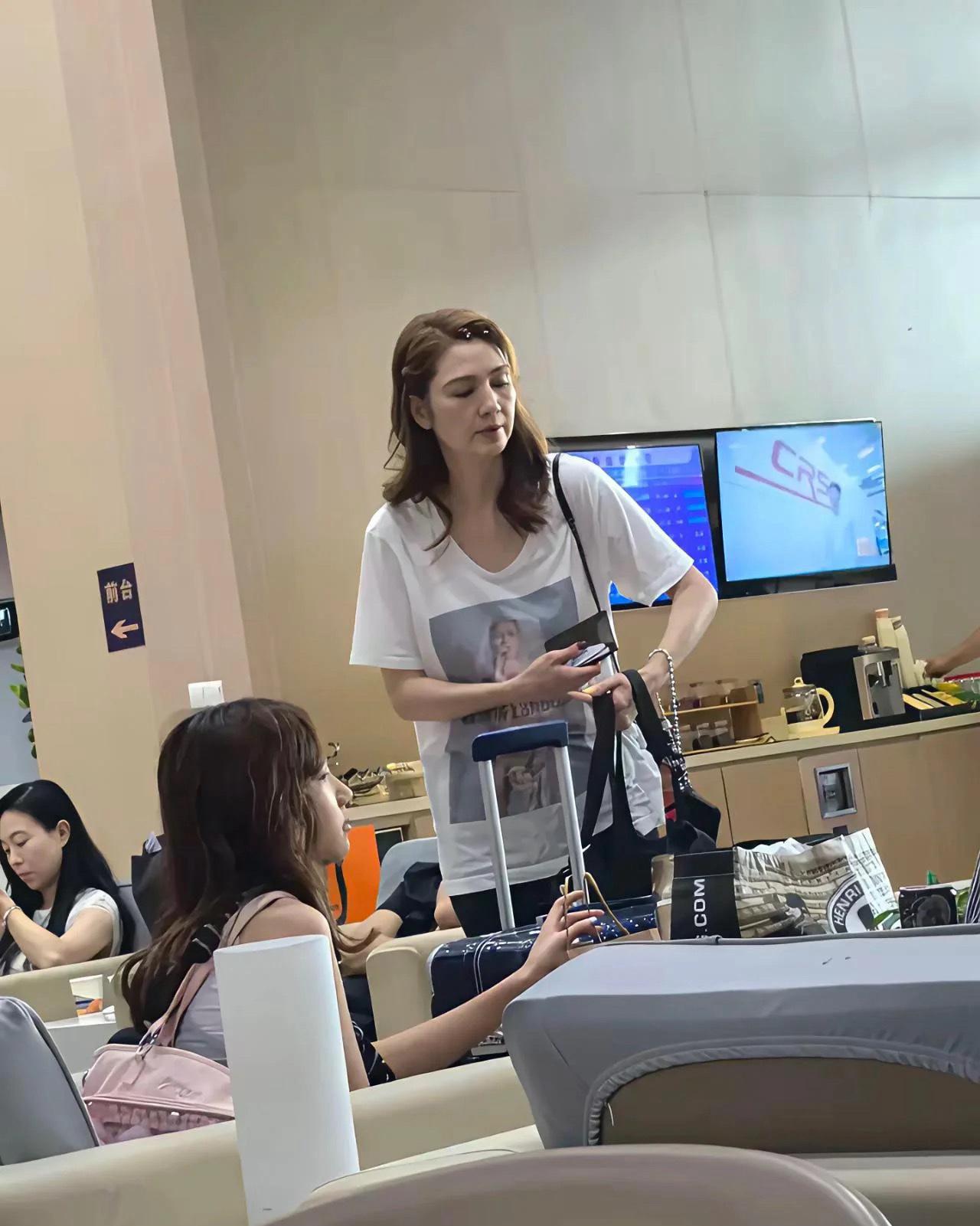 铜锣湾扛把子夫人